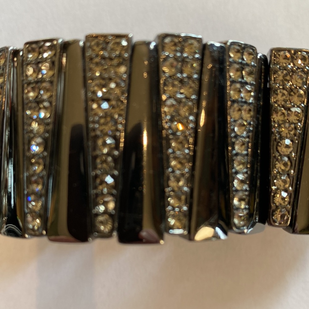 Black Rhinestone Wide Stretch Statement Bracelet ! - Picture 4 of 5